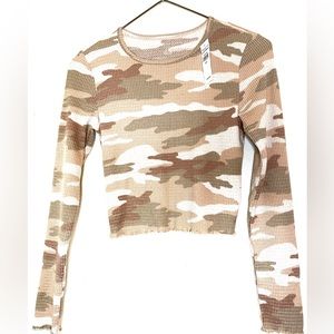 Brand New Nude Camo Knit Shirt | American Eagle outfitters |